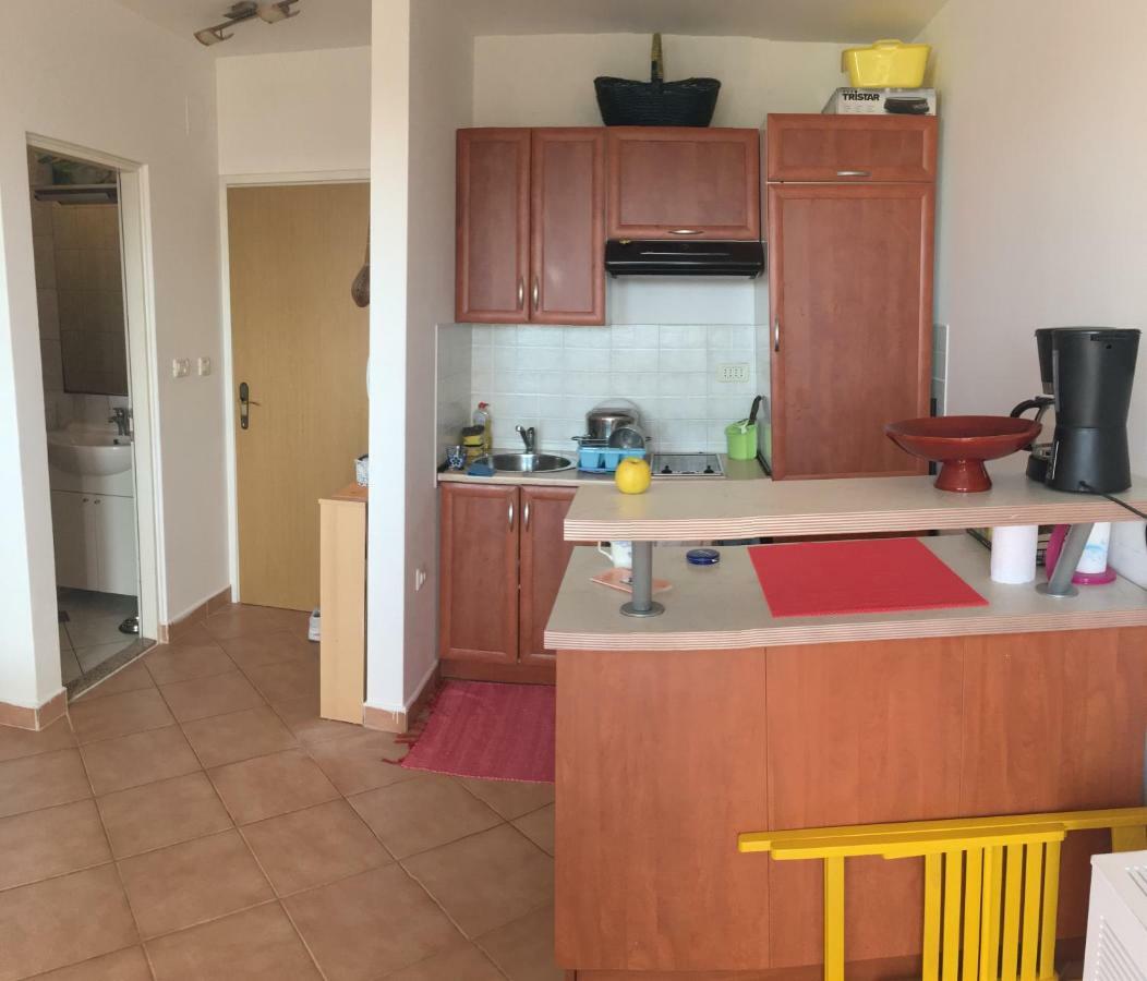 Apartment Jurja Povljana Luaran gambar